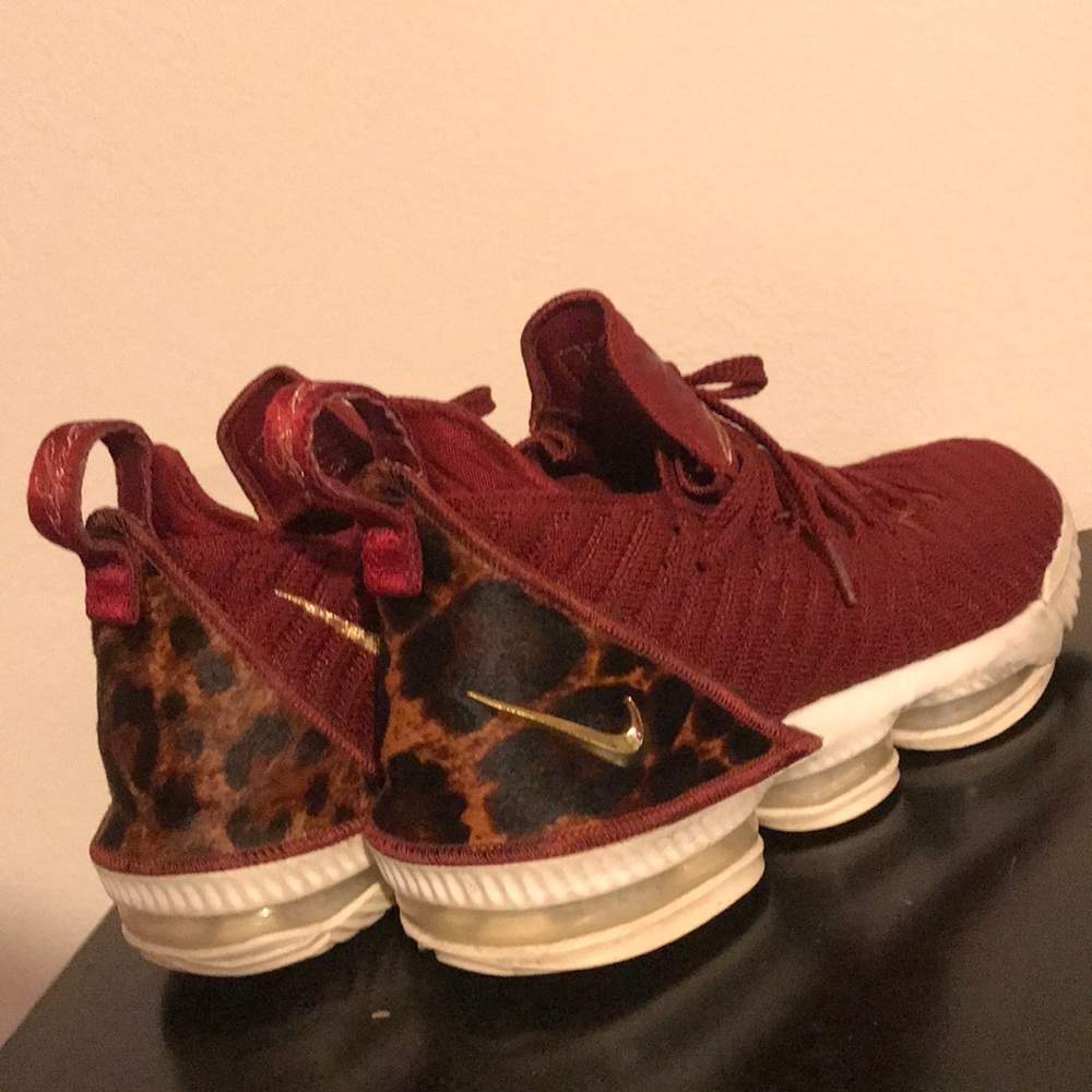 LeBron‘s - Picture 2 of 3